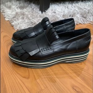 Paloma Barceló Black platform loafers sz 39